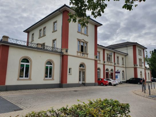 Kelputh_Hörstudio_Bahnhof Aussenansicht